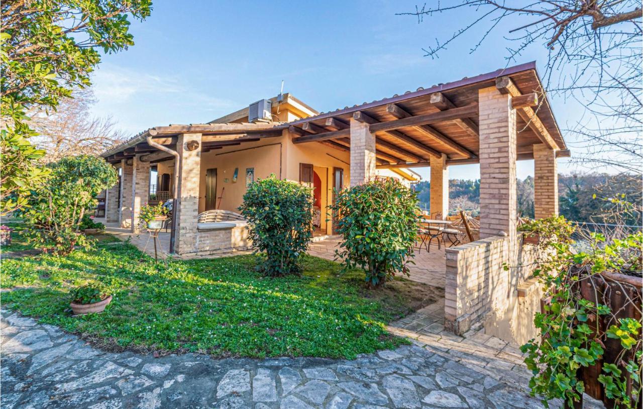 Cozy Home In San Giovanni With Wifi Montefiore dellʼAso Buitenkant foto